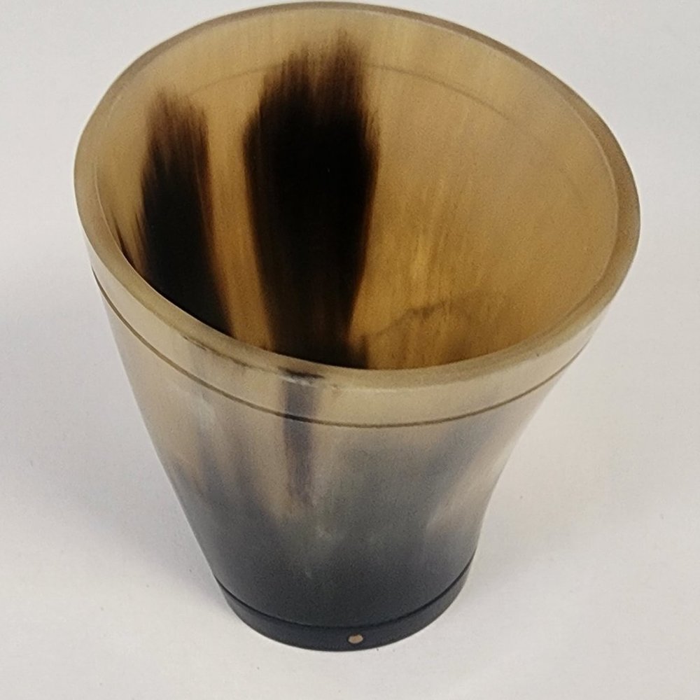 Small amber and brown streaked Horn Mead Drinking Cup 3x2x2.5